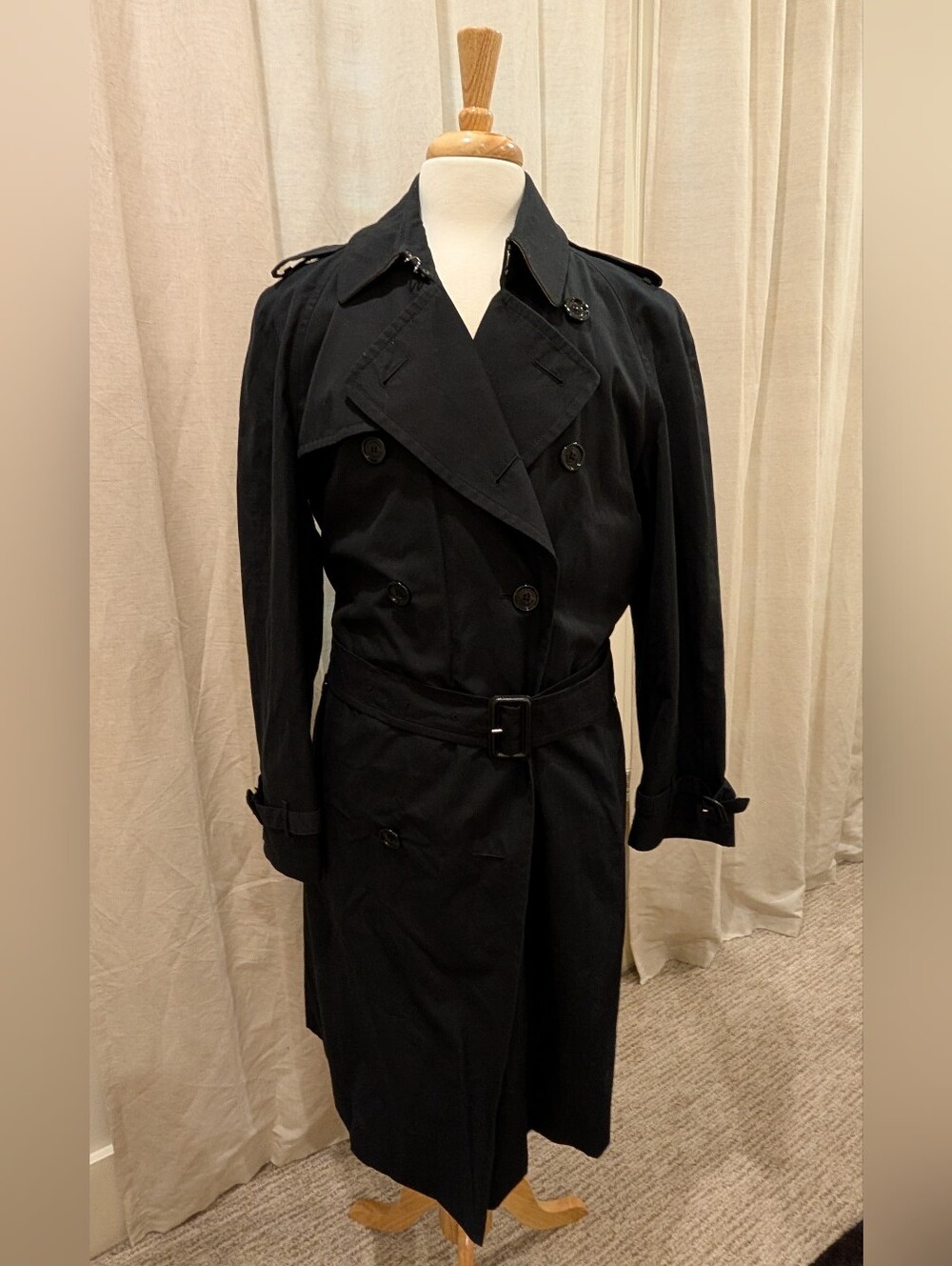 Burberry Men's Classic Black Trench Coat Size 50